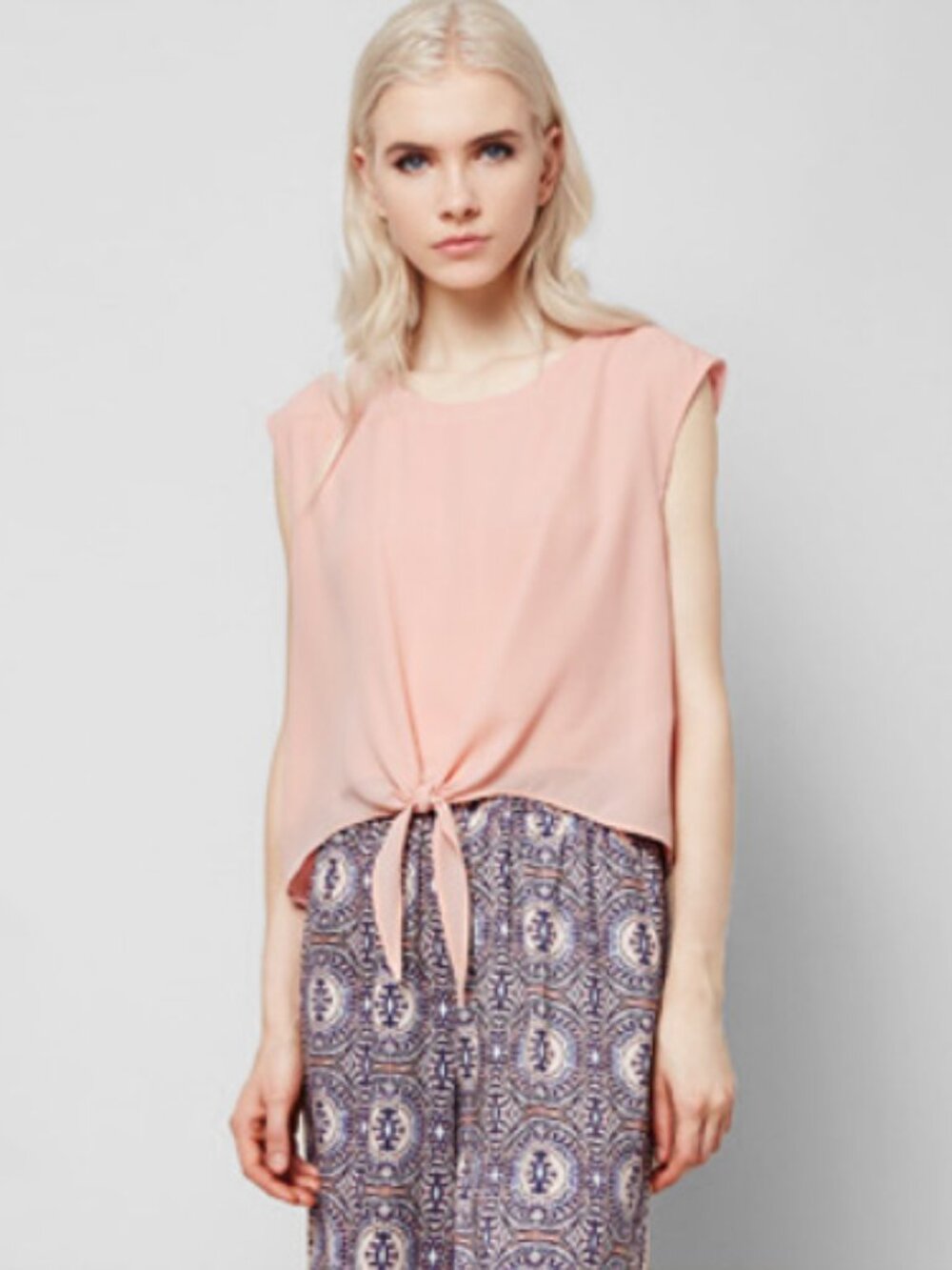 NWT Three Eighty Two Women's Bentley Tie Front Top Quartz Size S